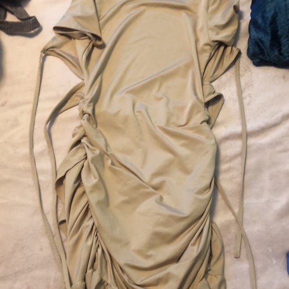 Brand new never worn, shein belly bearing tie dress with ruffles TJD - Picture 8 of 8